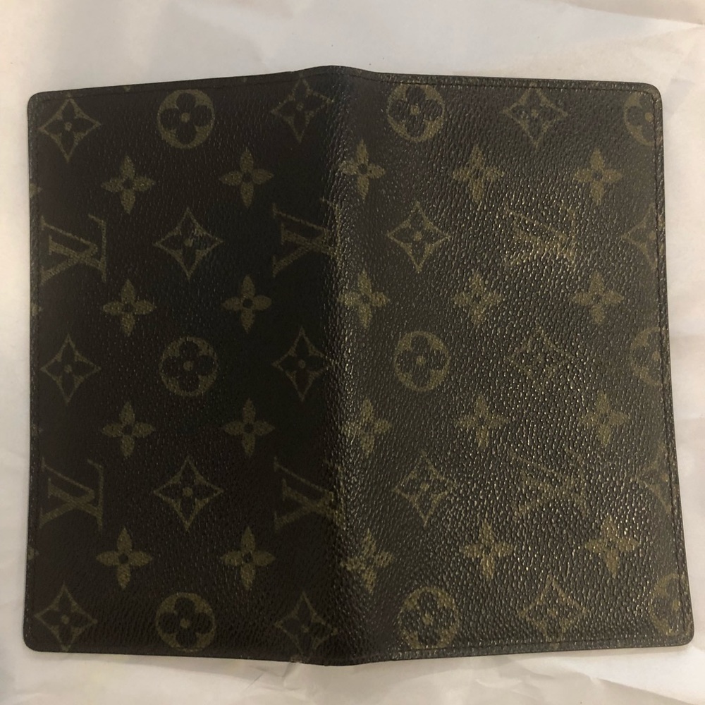 100% Authentic Long Monogram Louis Vuitton Wallet - image 1
